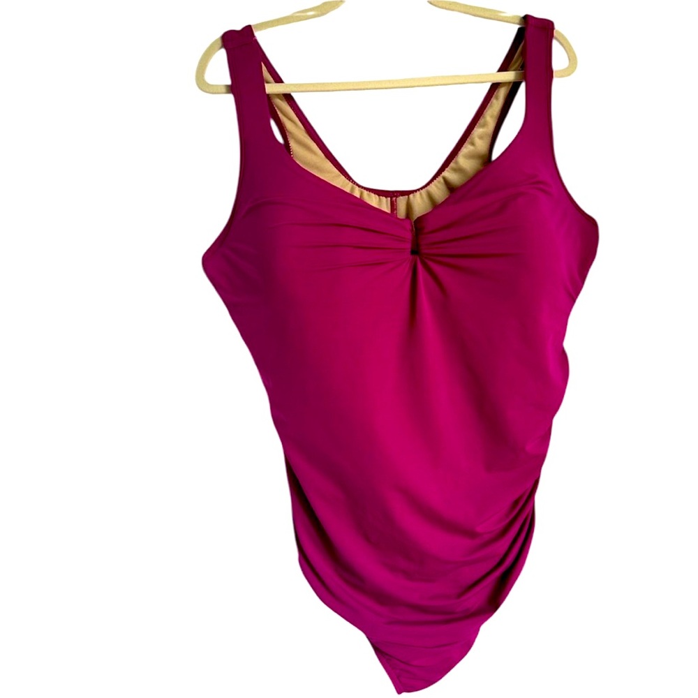 Lands’ End One-Piece Swimsuit 22W Tummy Control Underwire Bra | Twist Front
